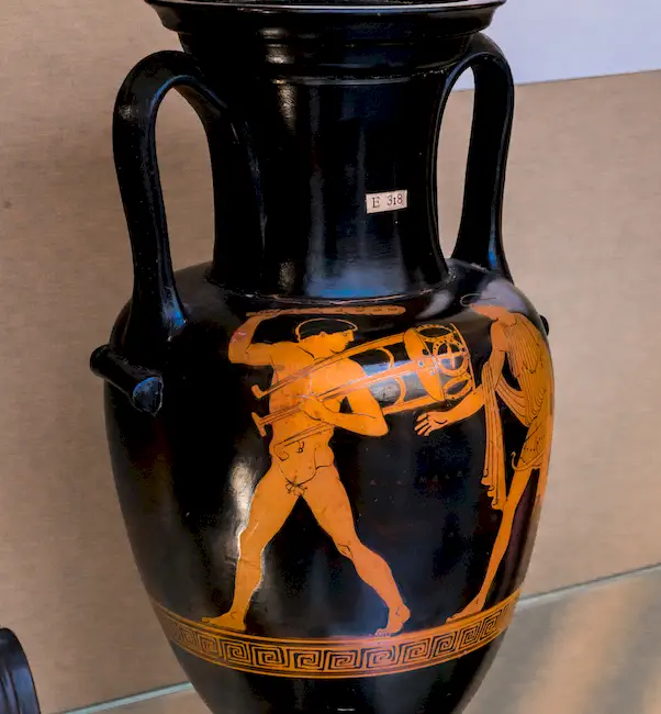 Alkimachos Painter Arv 530 20 Herakles And Apollon Struggling For The Tripod - Standing Old Man 