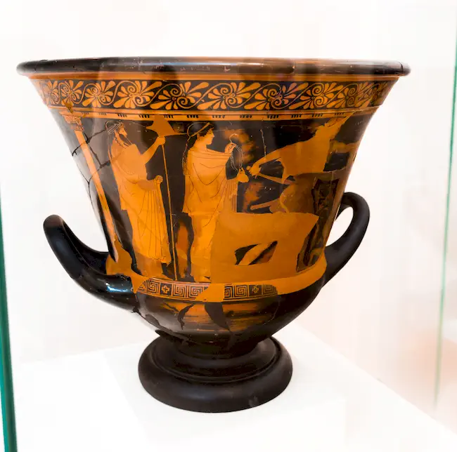 Syriskos Painter - Arv 259 1 - Theseus Killing The Minotauros In The Presence Of Minos And Ariadne And Lookers - Athens Nam 